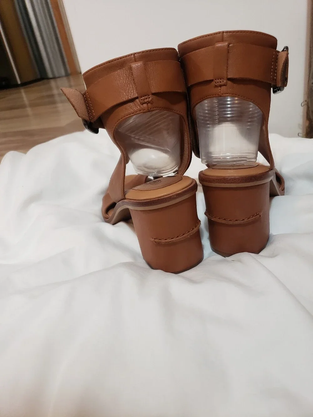 UGG Claudette Strap Buckle Heeled Sandal Chestnut Tan Leather 7